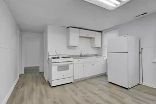 1397 Worcester St, Springfield, MA 01151 - Photo 2