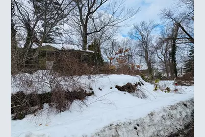 19 Mohawk Ave, Freetown, MA 02717 - Photo 1