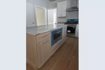 138 Elm St, Uxbridge, MA 01569 - Photo 8