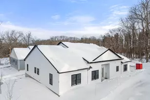 9 L Stevens Rd, Charlton, MA 01507 - Photo 1