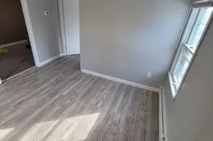 192 Tiogue Ave, Coventry, RI 02816 - Photo 6