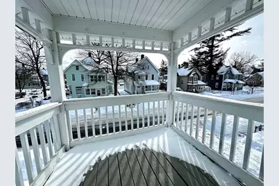 184 King St #2nd Floor, Springfield, MA 01109 - Photo 2