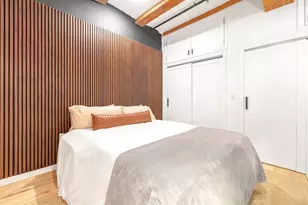 21 Wormwood St, Boston, MA 02210 - Photo 16