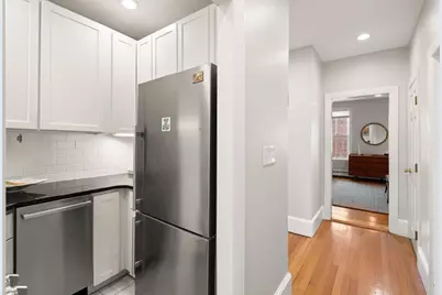 102 Charles St #C, Boston, MA 02114 - Photo 16
