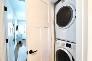 65 Border St, Boston, MA 02128 - Photo 6