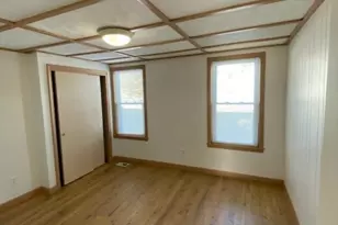 41 Howe Ave, Millbury, MA 01527 - Photo 4