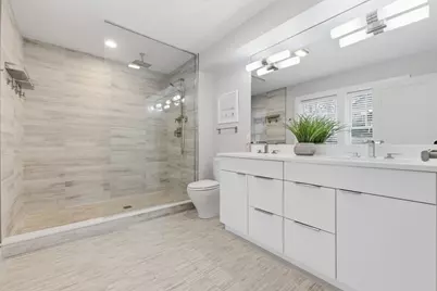 140 Sumner Rd #1, Brookline, MA 02445 - Photo 12