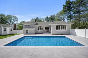 6 Patricia Cir, Wilmington, MA 01887 - Photo 2