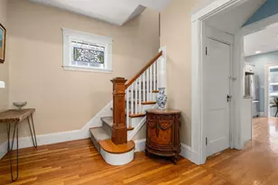 10 Grayson St, Boston, MA 02124 - Photo 22