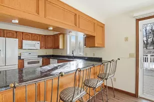 277 West St, Barre, MA 01005 - Photo 10