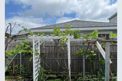 20 Ellington Rd, Quincy, MA 02170 - Photo 14