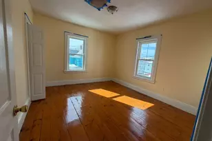 195-197 Ludlam St, Lowell, MA 01850 - Photo 4