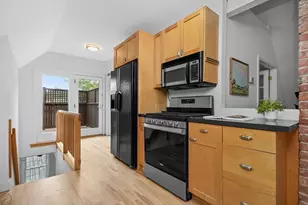 87 Holworthy St, Cambridge, MA 02138 - Photo 8