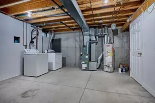 8 Hockanum Rd, Northampton, MA 01060 - Photo 20