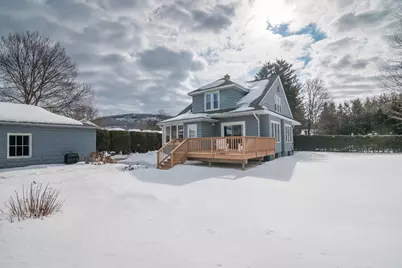 2 Oak St, Easthampton, MA 01027 - Photo 32