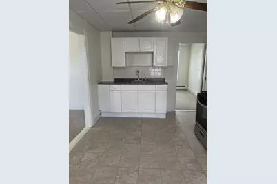 579 South Ave #3, Whitman, MA 02382 - Photo 2