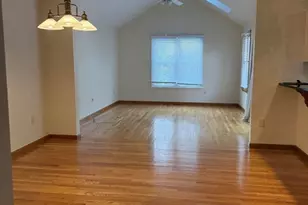 102 Jarvis Cir, Needham, MA 02492 - Photo 6