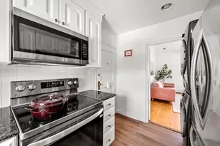 76 Boylston St, Newton, MA 02467 - Photo 8