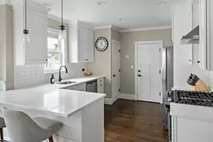 57 Fairmount St, Boston, MA 02124 - Photo 8