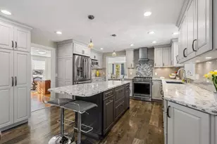 224 Raleigh Tavern Ln, North Andover, MA 01845 - Photo 12