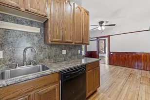 87 Pearl St, Middleborough, MA 02346 - Photo 24