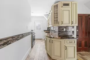 87 Pearl St, Middleborough, MA 02346 - Photo 30