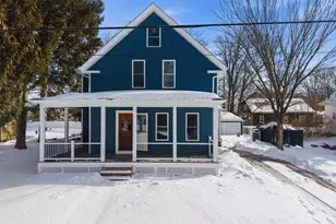 87 Pearl St, Middleborough, MA 02346 - Photo 2