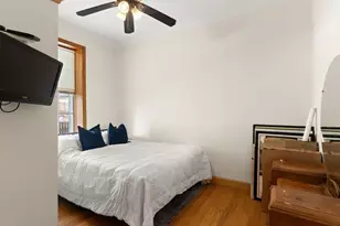 26 Summer St, Marblehead, MA 01945 - Photo 14