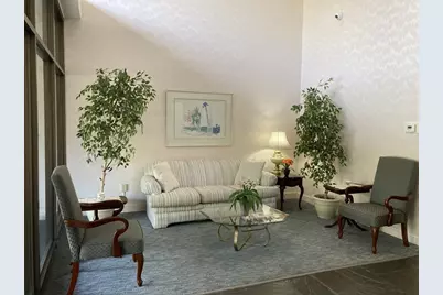 1 Summit Dr. #33, Reading, MA 01867 - Photo 2