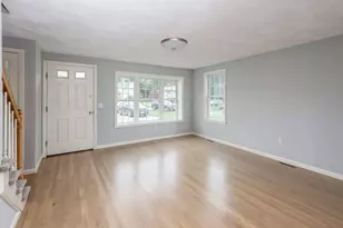 33 Ice Pond Rd, Attleboro, MA 02703 - Photo 8