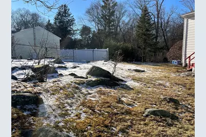 2 S Sherwood Ave, Randolph, MA 02368 - Photo 28