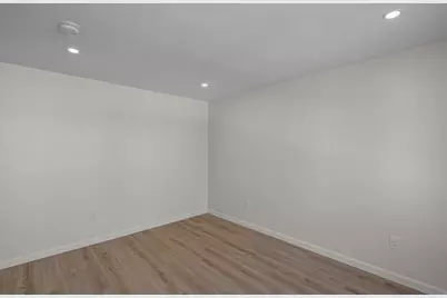 25 Lebanon St #C, Fall River, MA 02723 - Photo 16