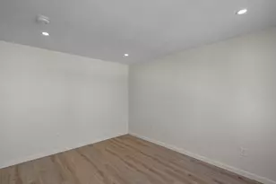 25 Lebanon St, Fall River, MA 02723 - Photo 16