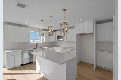 25 Lebanon St #C, Fall River, MA 02723 - Photo 6