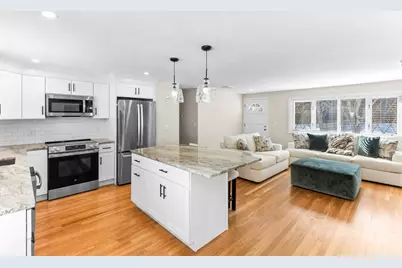 8 Dianthus Rd, Holbrook, MA 02343 - Photo 10