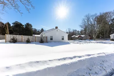 8 Dianthus Rd, Holbrook, MA 02343 - Photo 6