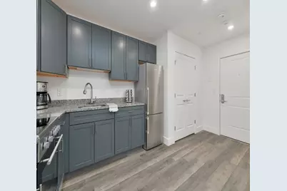 585 Essex St #327, Lynn, MA 01901 - Photo 4