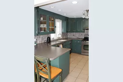 71 Charles St, Weymouth, MA 02189 - Photo 8