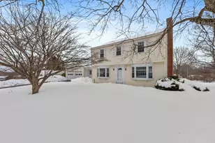 20 Lovell St, Westminster, MA 01473 - Photo 2