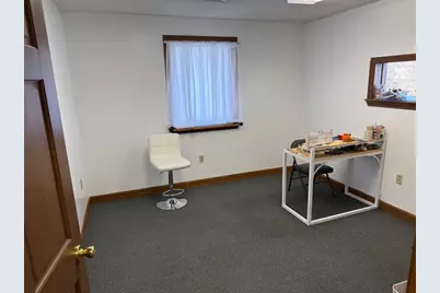 63 Myron St, West Springfield, MA 01089 - Photo 6