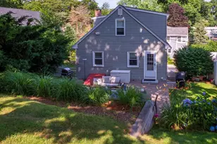 15 Vogel St, Boston, MA 02132 - Photo 38