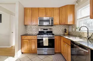 15 Vogel St, Boston, MA 02132 - Photo 22