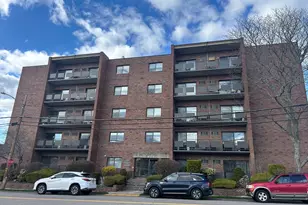 2 Victory Rd, Lynn, MA 01902 - Photo 8