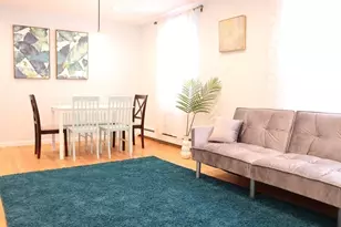 12 Regent St, Cambridge, MA 02140 - Photo 2