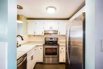 40 Spring Cove Rd #40, Nashua, NH 03062 - Photo 8