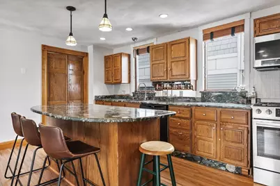 84 G St #3, Boston, MA 02127 - Photo 4