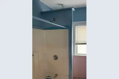 15 Acorn St #1, Malden, MA 02148 - Photo 6