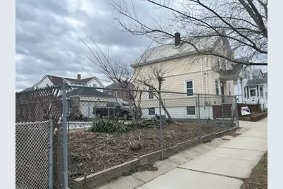 210 Clifford St., New Bedford, MA 02745 - Photo 4