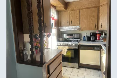 210 Clifford St., New Bedford, MA 02745 - Photo 4