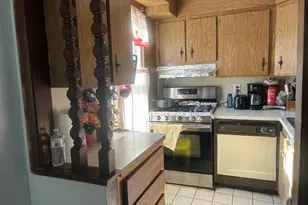 210 Clifford St, New Bedford, MA 02745 - Photo 4